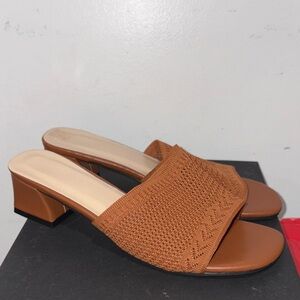 Unbranded women’s heels size 40